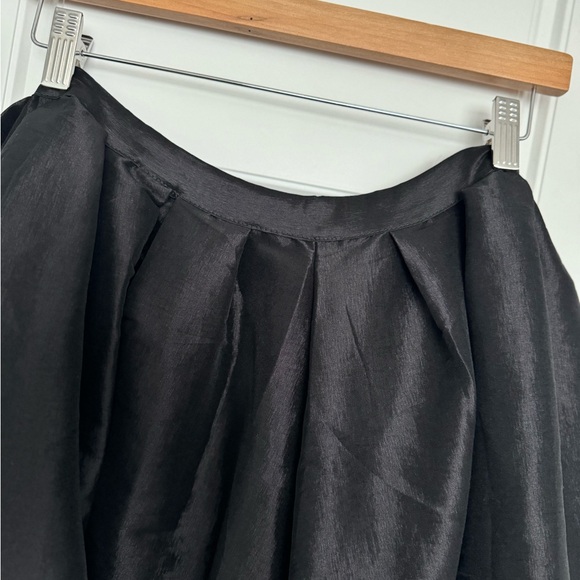 Party skirt in black taffeta NWT - Picture 4 of 7